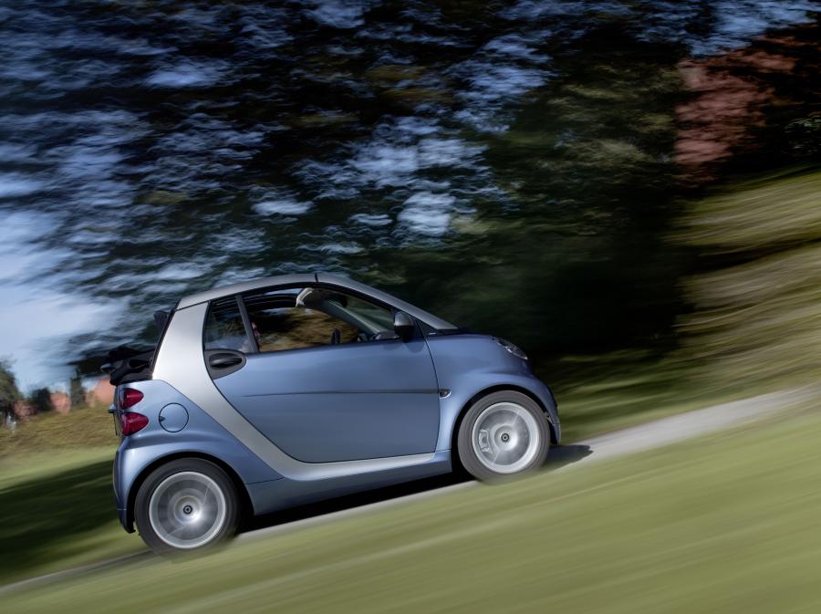  Smart ForTwo Cabrio 2010 года  (фото 14 из 42)